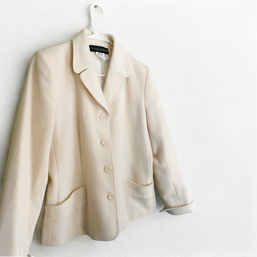 Vintage Harve Bernard Cozy Cream Blazer